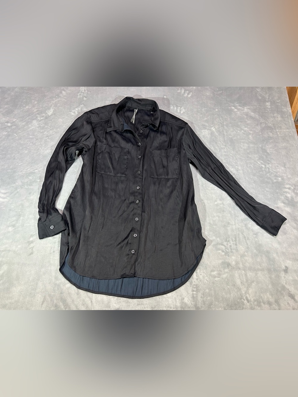Anthropologie Men’s Black Solid Long Sleeve Button-Up Shirt-Pockets-Poly S